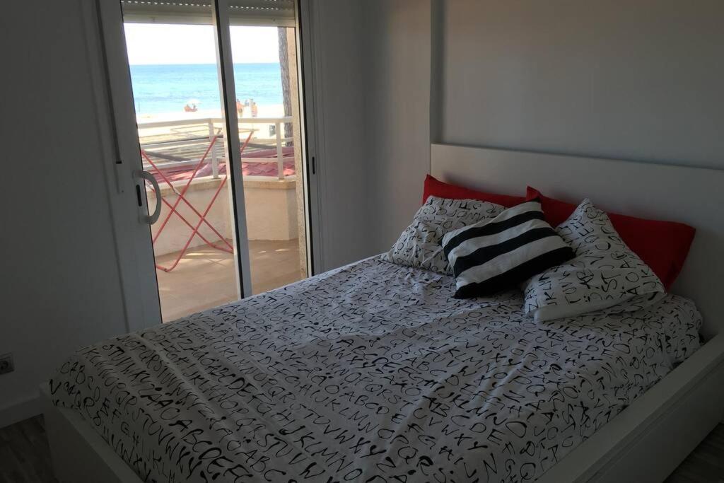 Apartamento Con Vistas Al Mar En Cambrils Ngoại thất bức ảnh