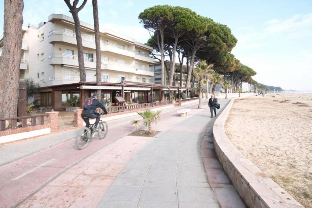 Apartamento Con Vistas Al Mar En Cambrils Ngoại thất bức ảnh